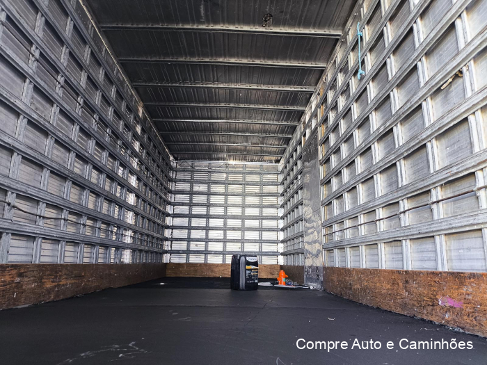 13-180 E Worker 13-180 E Worker