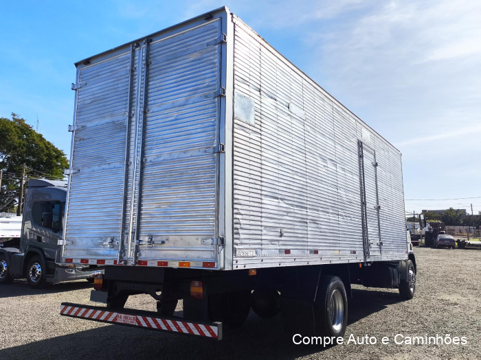 13-180 E Worker 13-180 E Worker