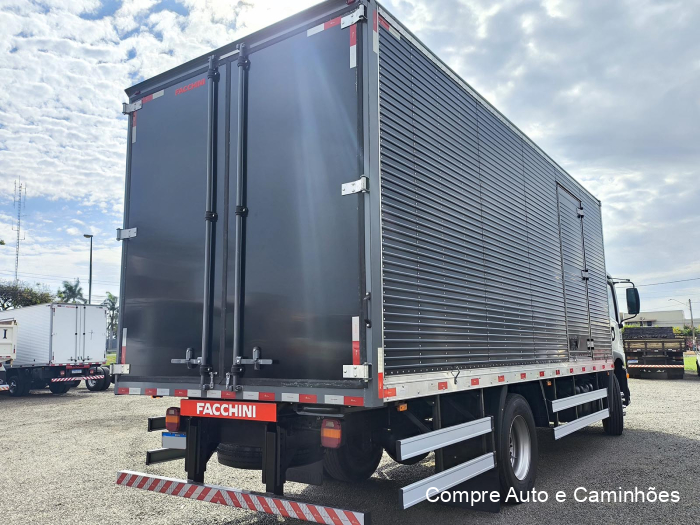 17-190 E Constellation 17-190 E Constellation