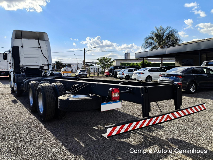 Volkswagen 30-330 2022/2023 à venda em Catanduva