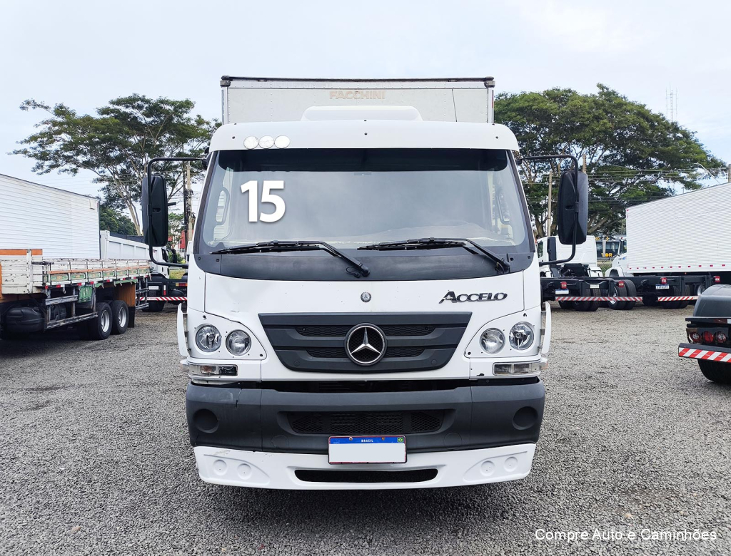 Mercedes-benz Accelo 1016 2015/2015 à venda em Catanduva