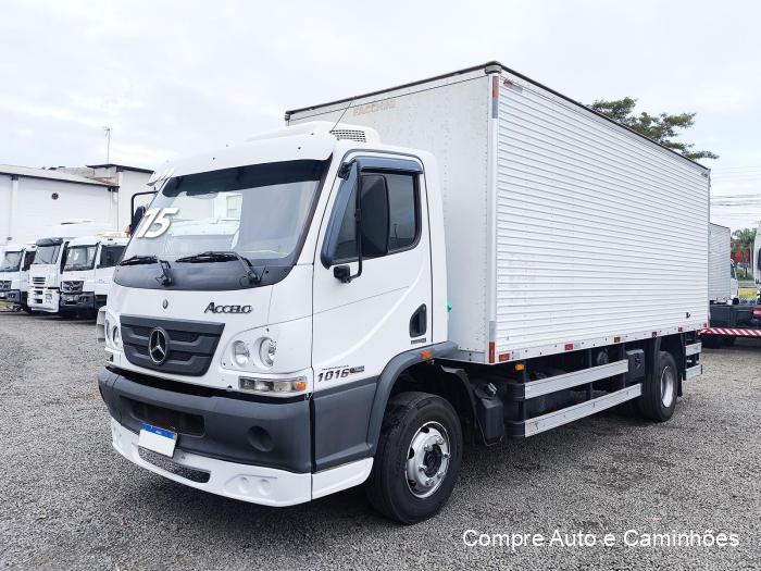 Mercedes-benz Accelo 1016 2015/2015 à venda em Catanduva