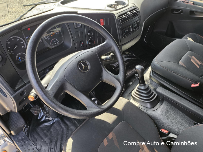 Mercedes-benz Atego 1719 2022/2023 à venda em Catanduva