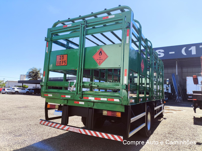 Mercedes-benz Atego 1719 2014/2014 à venda em Catanduva