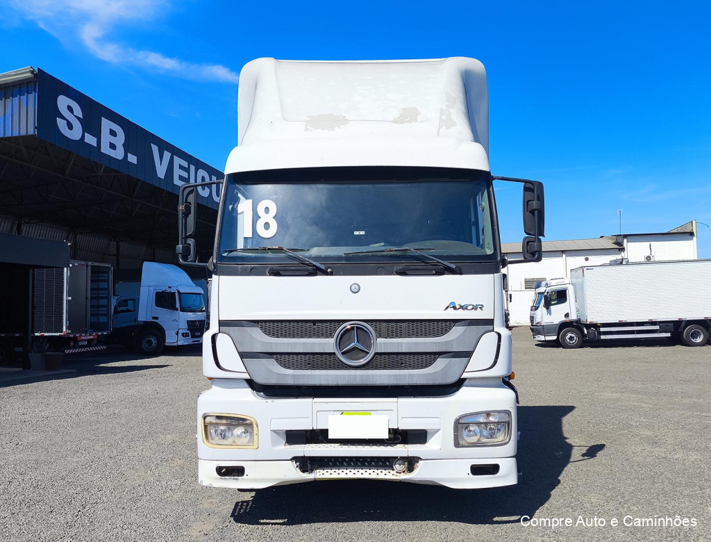 Mercedes-benz Axor 2533 2017/2018 à venda em Catanduva