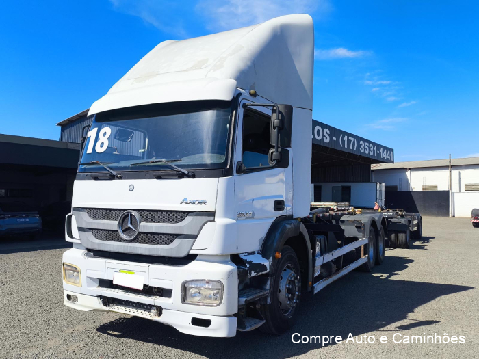 Mercedes-benz Axor 2533 2017/2018 à venda em Catanduva