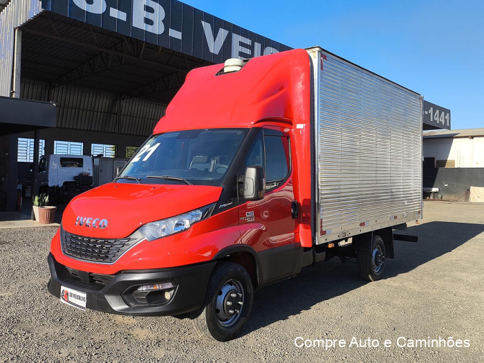 Iveco Daily 35-150cs 2020/2021 à venda em Catanduva